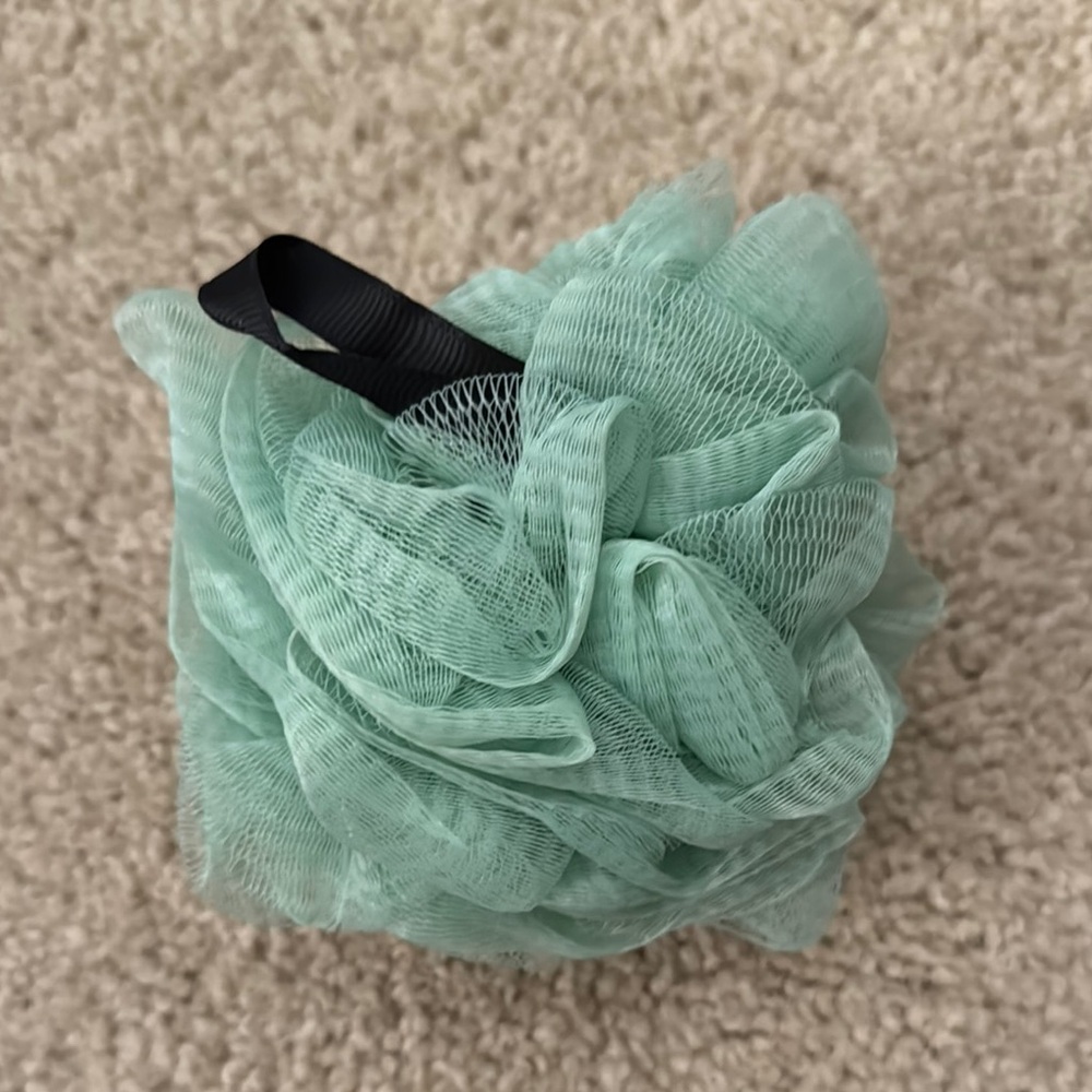 Luxurious Bath Pouf Set - White, Mint, Mauve, Teal - Picture 5 of 6